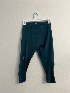 lululemon athletica Teal Cropped Performance Leggings